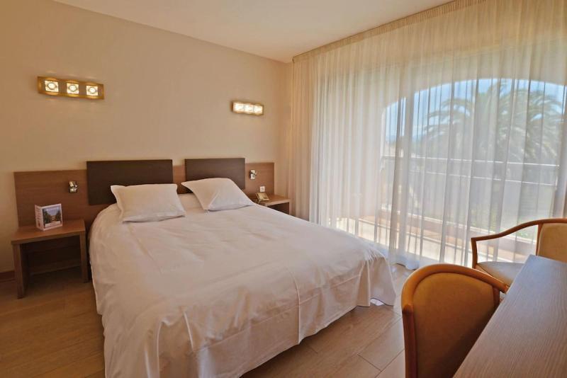 Hotel Poretta リュクシアナ エクステリア 写真